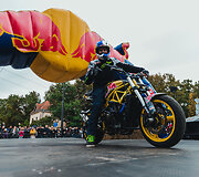 Kauną sudrebino įspūdingos &bdquo;Red Bull muilinių lenktynės&ldquo;