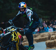 Kauną sudrebino įspūdingos &bdquo;Red Bull muilinių lenktynės&ldquo;
