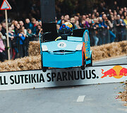 Kauną sudrebino įspūdingos &bdquo;Red Bull muilinių lenktynės&ldquo;
