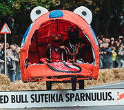 Kauną sudrebino įspūdingos &bdquo;Red Bull muilinių lenktynės&ldquo;