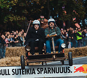 Kauną sudrebino įspūdingos &bdquo;Red Bull muilinių lenktynės&ldquo;