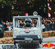 Kauną sudrebino įspūdingos &bdquo;Red Bull muilinių lenktynės&ldquo;