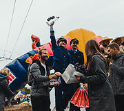 Kauną sudrebino įspūdingos &bdquo;Red Bull muilinių lenktynės&ldquo;