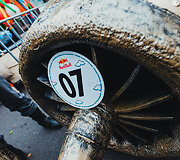 Kauną sudrebino įspūdingos &bdquo;Red Bull muilinių lenktynės&ldquo;