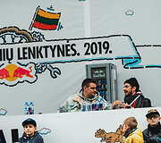 Kauną sudrebino įspūdingos &bdquo;Red Bull muilinių lenktynės&ldquo;