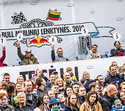 Kauną sudrebino įspūdingos &bdquo;Red Bull muilinių lenktynės&ldquo;