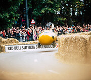 Kauną sudrebino įspūdingos &bdquo;Red Bull muilinių lenktynės&ldquo;