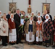 &bdquo;Sidabrinės bitės&ldquo; su Marcinkonių etnografiniu ansambliu