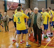 Varėnoje &ndash; veteranų rankinio turnyras