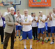 Varėnoje &ndash; veteranų rankinio turnyras