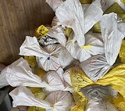 FNTT atliko 21 kratą Vilniuje, Kaune ir Alytuje. Jų metu rasta daugiau nei 1 mln. eurų neapskaitytų grynųjų pinigų, įtariamųjų naudojamose sandėliavimo patalpose aptikta ir paimta apie 3 tonas elektronikos prietaisų dalių bei automobilių katalizatorių laužo, galimai turinčio tauriųjų metalų. 