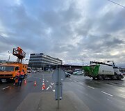 Vilniuje, Žemaitės ir Naugarduko gatvių sankryžoje, &scaron;iuk&scaron;liavežis nutraukė troleibusų kontaktinį tinklą