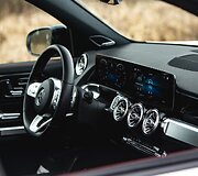 Naujasis &bdquo;Mercedes-Benz GLB&ldquo; visureigis