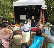 Anyk&scaron;čiuose praūžė literatūrinis festivalis visai &scaron;eimai &bdquo;Nuotykiai tęsiasi&ldquo;