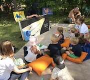Anyk&scaron;čiuose praūžė literatūrinis festivalis visai &scaron;eimai &bdquo;Nuotykiai tęsiasi&ldquo;
