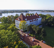 Biržų pilis i&scaron; pauk&scaron;čio skrydžio
