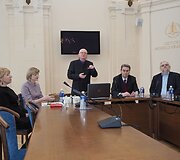 Apdovanoti lietuvių kalbos puoselėtojai