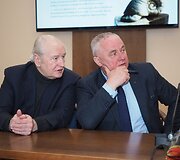 Apdovanoti lietuvių kalbos puoselėtojai