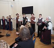 Apdovanoti lietuvių kalbos puoselėtojai