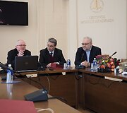 Apdovanoti lietuvių kalbos puoselėtojai