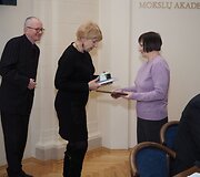 Apdovanoti lietuvių kalbos puoselėtojai