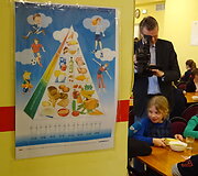 Maisto tikrinimas Vilniaus Maironio progimnazijoje