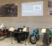 Istorinių transporto priemonių ekspozicija Anyk&scaron;čiuose
