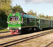 Istorinių transporto priemonių ekspozicija Anyk&scaron;čiuose