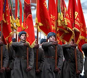 Maskvos Raudonojoje aik&scaron;tėje surengta 1941-ųjų karinio parado reinscenizacija