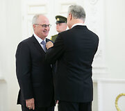 Valstybės apdovanojimų įteikimo ceremonija Lietuvos Respublikos Prezidento rūmuose