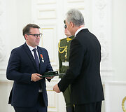 Valstybės apdovanojimų įteikimo ceremonija Lietuvos Respublikos Prezidento rūmuose