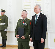 Valstybės apdovanojimų įteikimo ceremonija Lietuvos Respublikos Prezidento rūmuose
