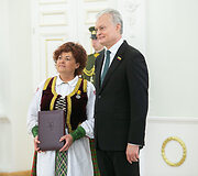 Valstybės apdovanojimų įteikimo ceremonija Lietuvos Respublikos Prezidento rūmuose