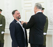 Valstybės apdovanojimų įteikimo ceremonija Lietuvos Respublikos Prezidento rūmuose