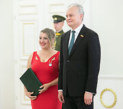 Valstybės apdovanojimų įteikimo ceremonija Lietuvos Respublikos Prezidento rūmuose