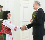 Valstybės apdovanojimų įteikimo ceremonija Lietuvos Respublikos Prezidento rūmuose
