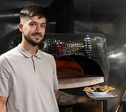 &bdquo;106 GastroBar&ldquo; picerija Žirmūnuose.