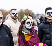 Meksikieti&scaron;ka Mirusiųjų dienos eisena