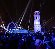 Vilniaus Kalėdų eglės įžiebimas Katedros aik&scaron;tėje