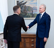 Virginijus Kulikauskas, Gitanas Nausėda