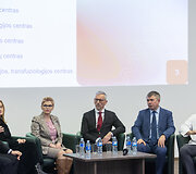 Spaudos konferencija nacionaliniame vėžio centre