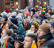 Vasario 16-osios minėjimas prie Lietuvos nepriklausomybės signatarų namų