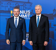 Peteris Pellegrini, Gitanas Nausėda