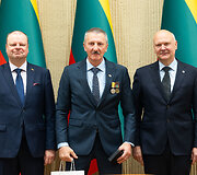 Seime vyko Vadovybės apsaugos tarnybos Garbės medalio įteikimo ceremonija