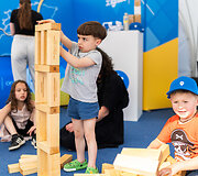 Vilniaus Luki&scaron;kių aik&scaron;tėje ir Gedimino prospekte vyksta &bdquo;eJudėjimo&ldquo; festivalis