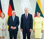 Elke B&uuml;denbender, Frankas Walteris Steinmeieris, Gitanas Nausėda, Diana Nausėdienė
