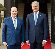 Princas Albertas II, Gitanas Nausėda