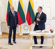 Gitanas Nausėda, Karolis Nawrockis