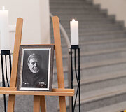 Atsisveikinimas su Kostu Smoriginu Jaunimo teatre