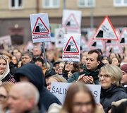 Protestas &bdquo;&Scaron;alin rankas nuo laisvo žodžio&ldquo;